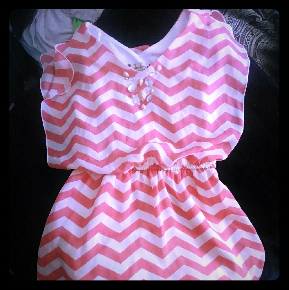 Speechless dress or blouse size 6 bnwot never worn